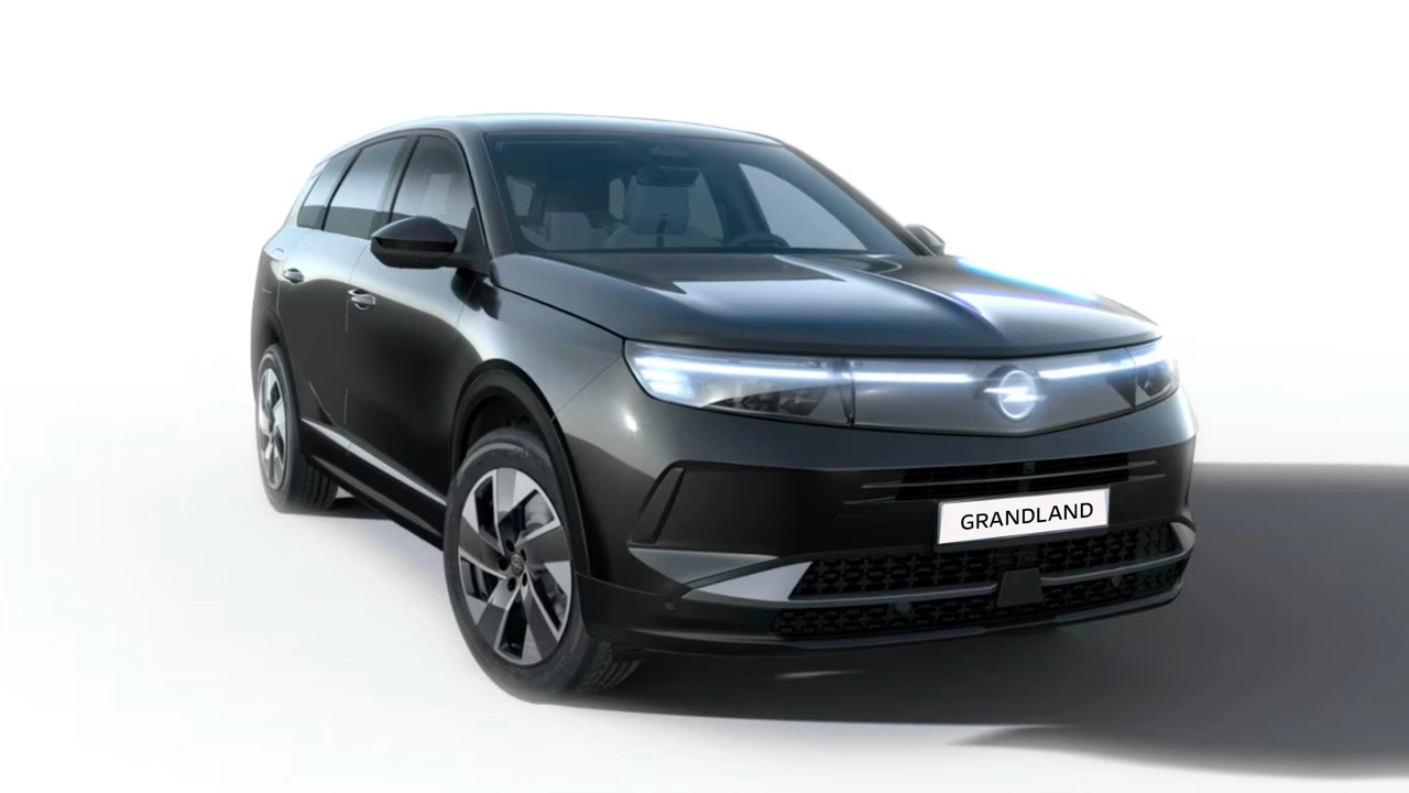 Черный Opel Grandland